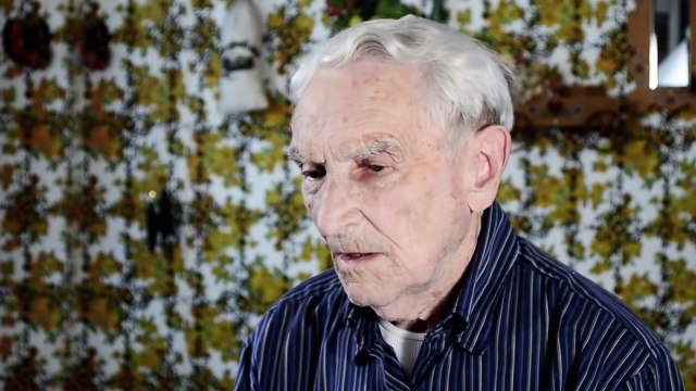 Après avoir partagé 75 ans de vie commune, sa femme décède, mais plus tard, il recevra la plus belle des surprises !