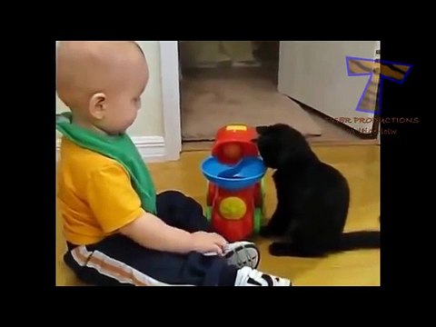 cat baby ! funny cat ,cute baby ☆ かわいい猫 かしこいねこ 耐えるネコと赤ちゃん【おもしろねこ癒され猫しぐさ集】