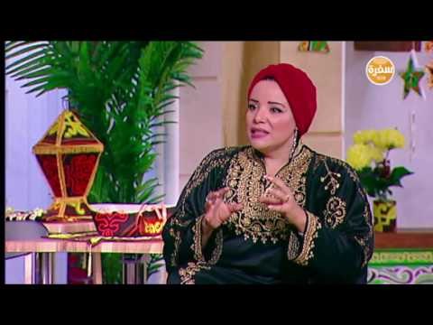 عرض أزياء - ملابس تراثية مع مها آمين | شارع شريف