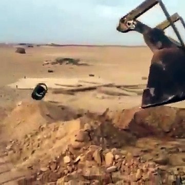 سعودی عرب کے شہر الجوف میں واقع ایک ایسا گڑھا جس کو کبھی بند نہیں کیا جا سکا