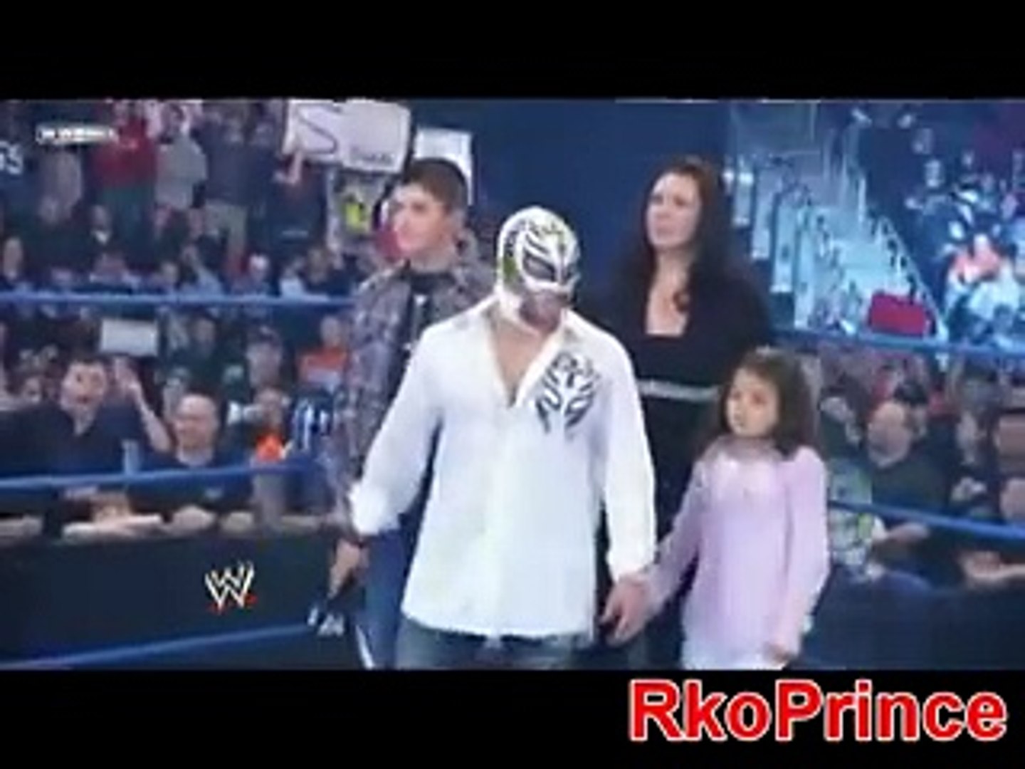 Wwe Cm Punk Wants To Fight Rey Mysterio In Front Of His Family Hd Video Dailymotion