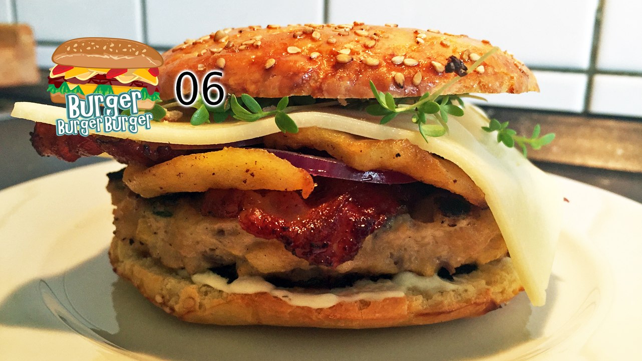 Apple-Cheese-Bacon-Burger - BurgerBurgerBurger 06