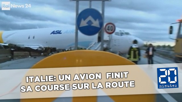 Italie: Un avion manque l'atterrissage et finit sa course sur la route