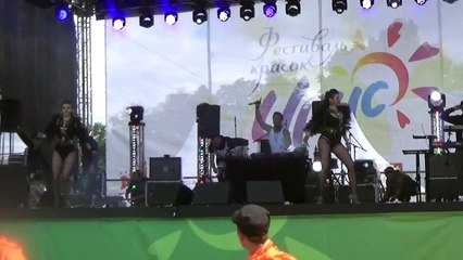 Танцы на «Фестивале красок Ирис» 21 мая 2016