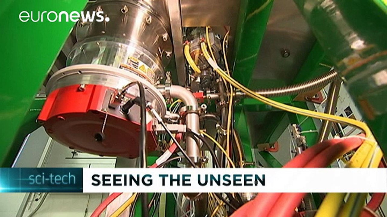Helium microscope: Seeing the unseen