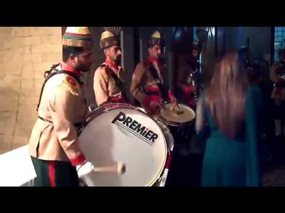 Pakistani Army Band Playing For Wedding In Lahore - YouTube.mp4