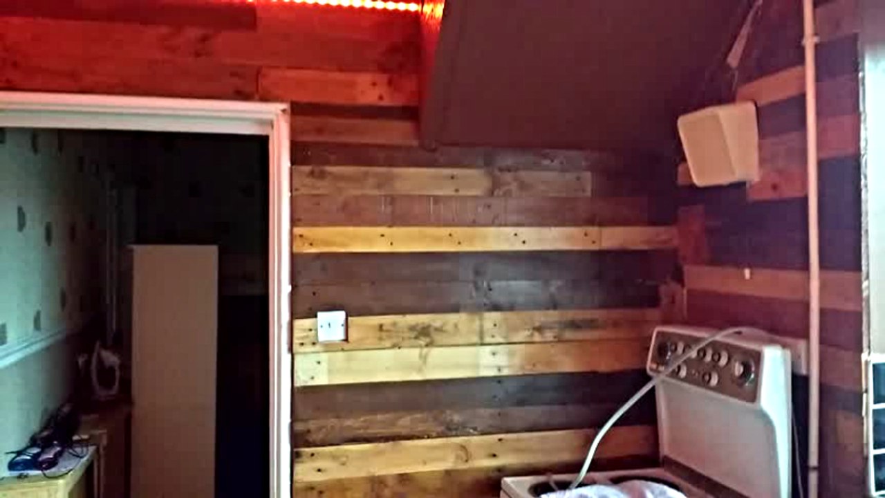 pallet wall kitchen