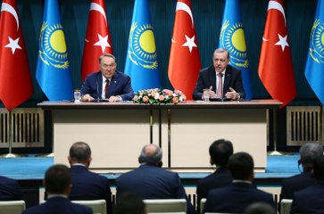 Nazarbayev: FETÖ İlişkisi Tespit Edilirse Öğretmenleri Göndeririz