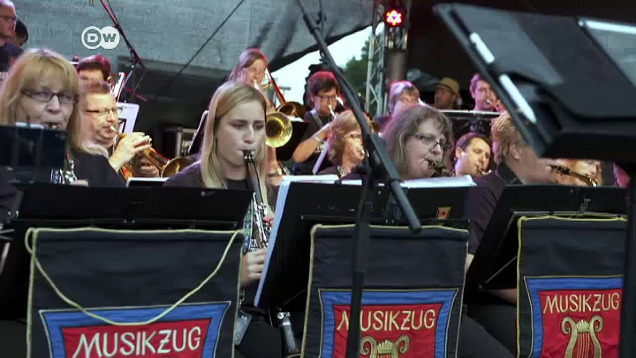 Kult: In Wacken wird wieder gebangt | DW Nachrichten