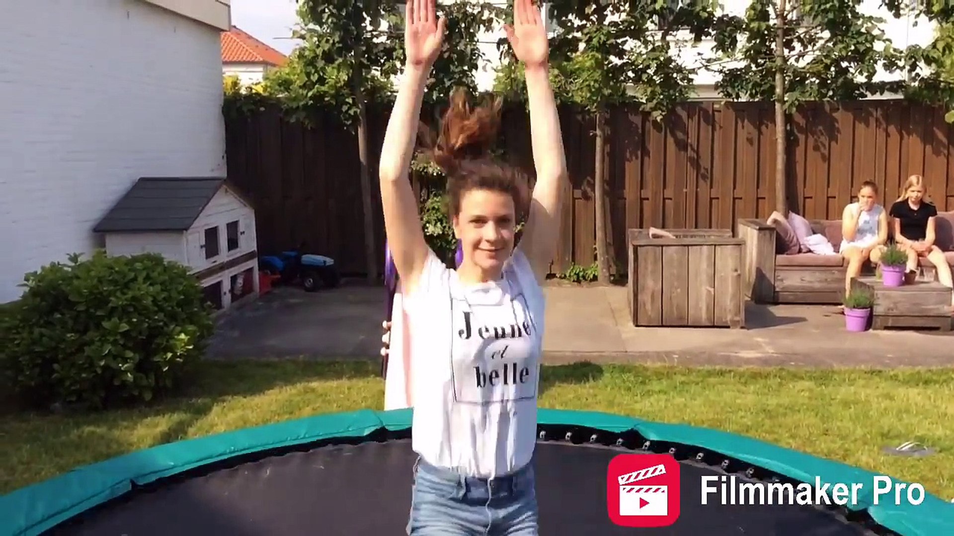 10 trucjes die je op een trampoline kan doen - video Dailymotion