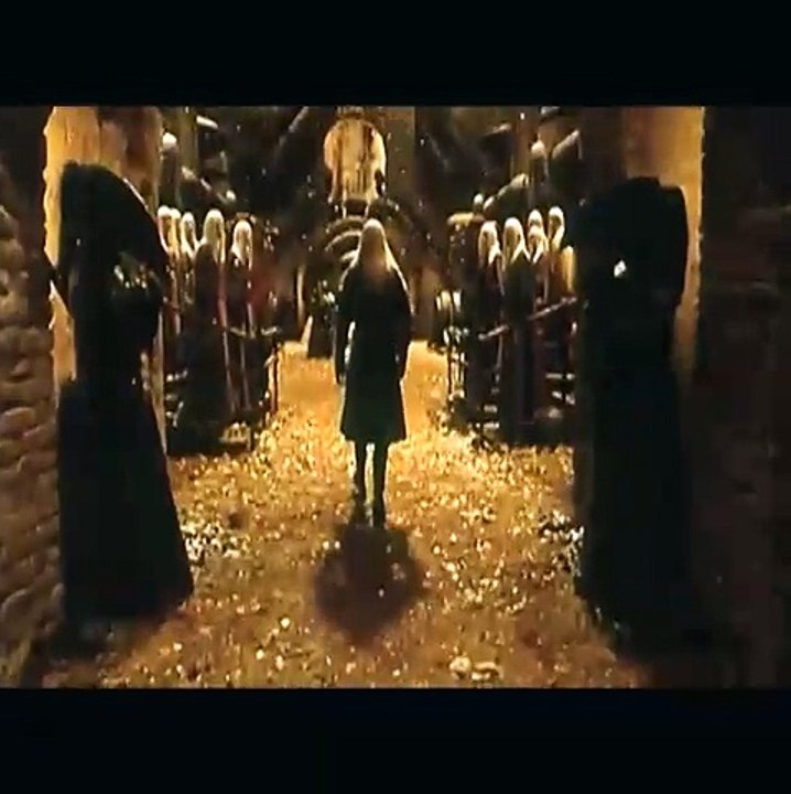 Hellboy 2 : Les Légions d'or maudites VF