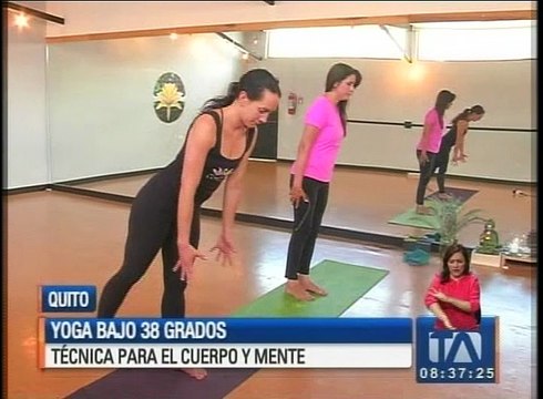 Yoga bajo 38 grados centígrados, un reto para el cuerpo y la mente