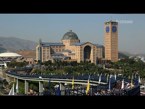 Dia de Nossa Senhora atrai 160 mil fieis a Santuário em SP