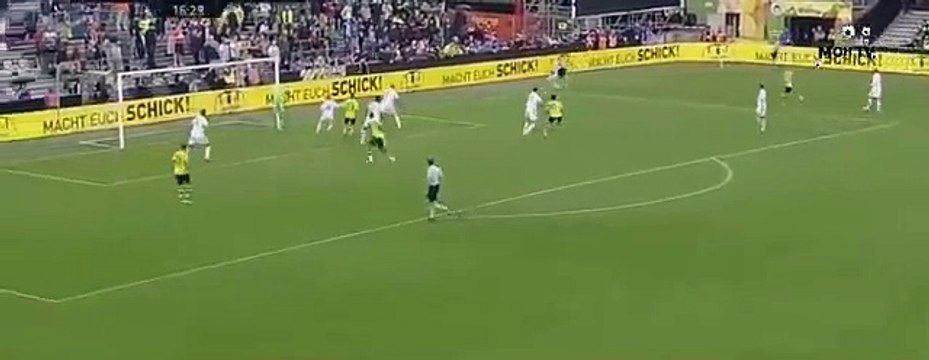 Nuri Sahin Goal - Borussia Dortmund vs Sunderland 1-0