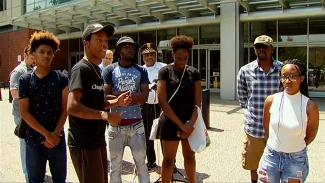 Family, protesters call for answers in Chicago police shooting of unarmed teen