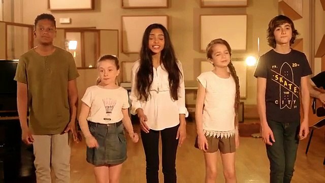 Kids United - Tout Le Bonheur Du Monde (Acoustique - Officiel)