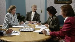 Keeping Up Appearances S04 E04 The Commodore
