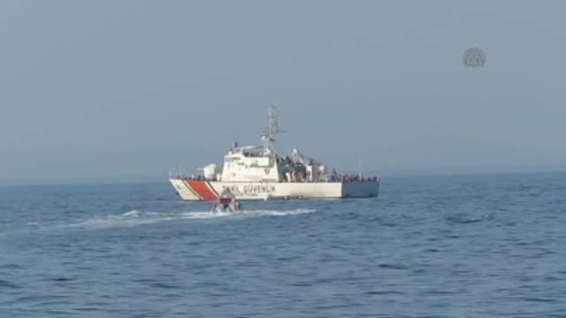 31 Yabancı Uyruklu, Yasa Dışı Yollarla Midilli Adası'na Gitmeye Çalışırken Yakalandı