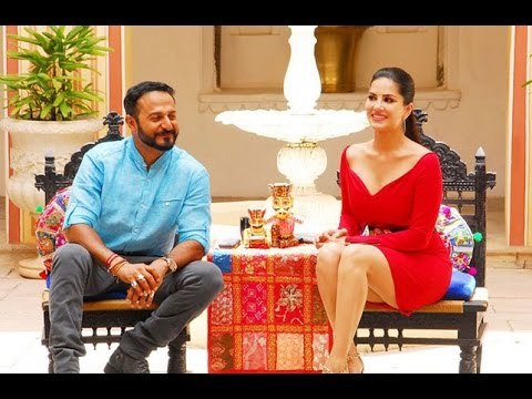 MTV Splitsvilla Season 7 | Contestant's FLIRTS With Sunny Leone