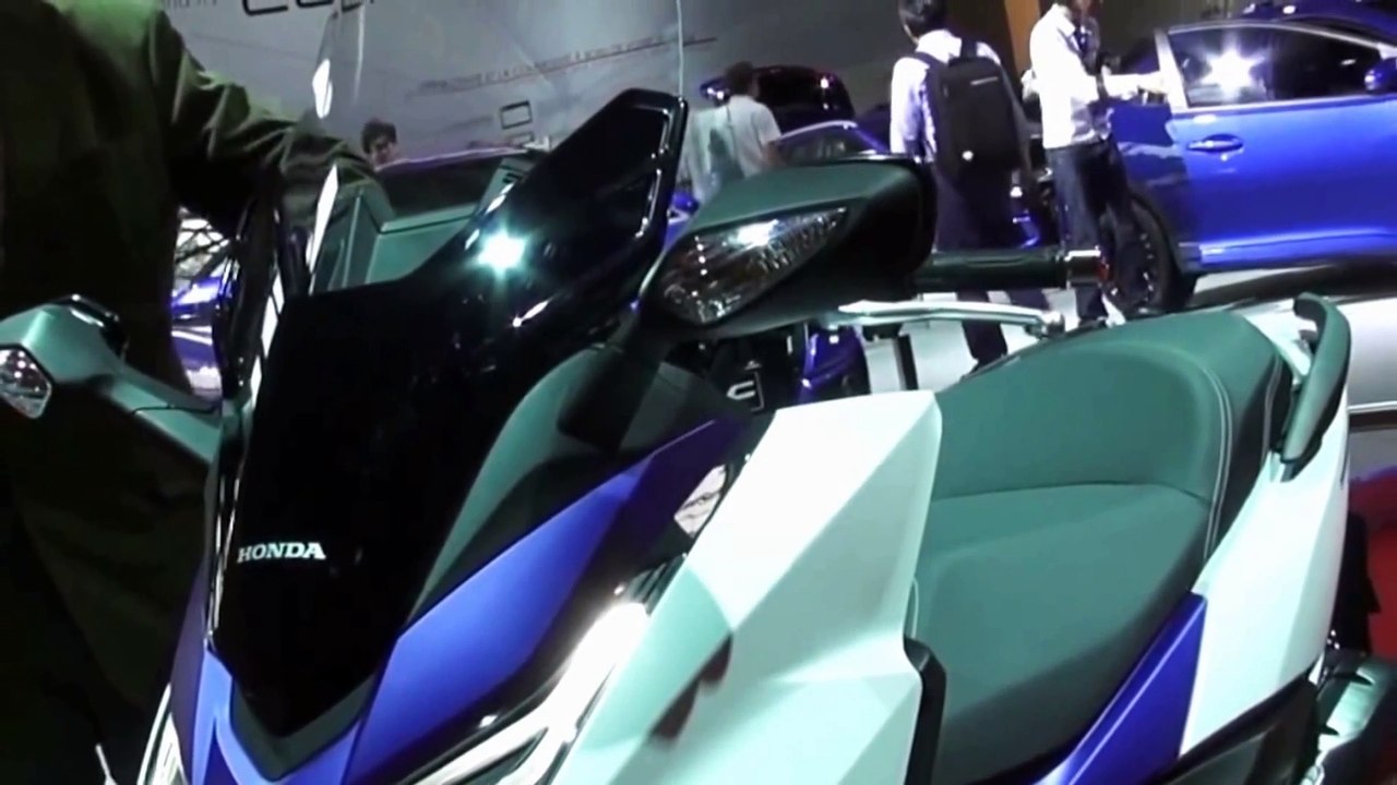 FORZA 125 (2015) OFFICIAL PHOTOS BY HONDA