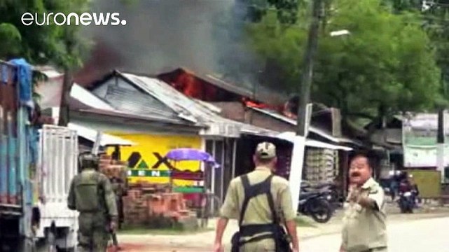 Tiroteio em mercado na Índia faz pelo menos 13 mortos e mais de dez feridos