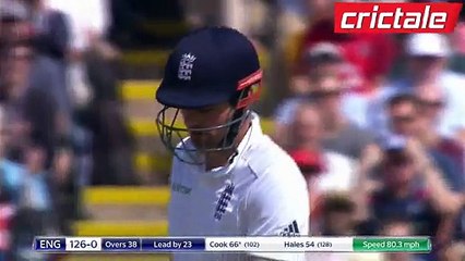 What A Moment! Yasir Has Pulled Off A Terrific Catch