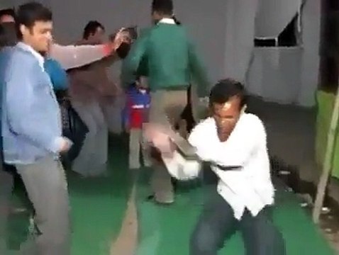 معلم أو الشطيح التونسي الأصيل شبعة ضحك ههههههه