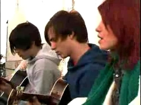 Paramore - Pressure (acoustic)