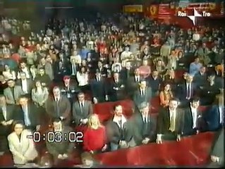 2001, nel giorno di Schumacher, Zanardi si alza in piedi