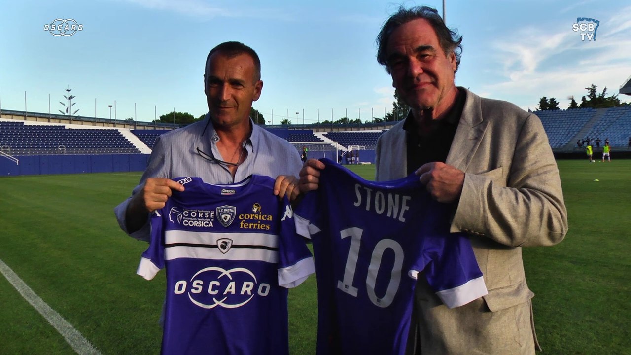 Oliver Stone en visite au Stade Armand-Cesari