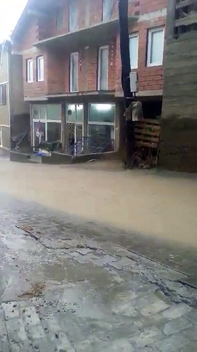 video-1470502519