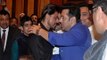 Shahrukh Khan & Salman Khan HUG Each Other AGAIN!