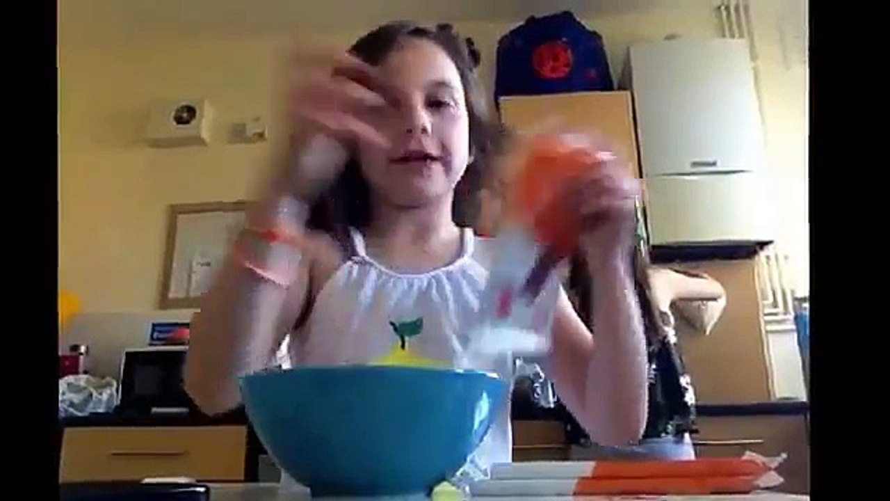 Making chocolate nests and milkshake