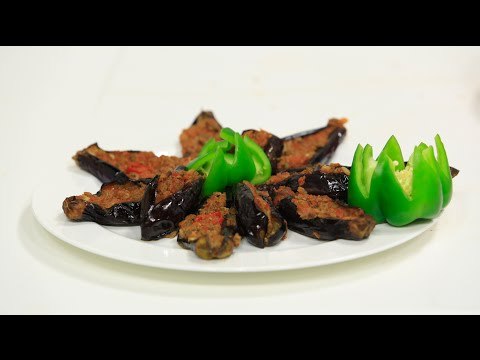 باذنجان باللحمة المفرومة في الفرن | نجلاء الشرشابي