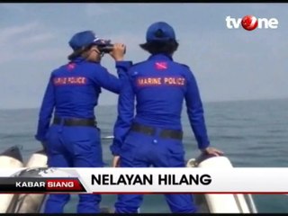 Petugas Evakuasi Kapal Karam di Pangandaran, 11 Nelayan Hilang