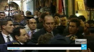REPORTERS - Tony Blair shows his admiration for Chirac's ruthlessness