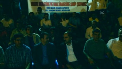 Vatandaşların "Demokrasi Nöbeti" Sürüyor