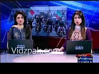 Pervez Rasheed comes on media just after Imran Khan's speech and does a press conference in his traditional way