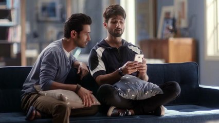 #ShahidKapoor celebrating #friendshipday-Trendviralvideos