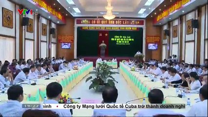 Đẩy mạnh đấu tranh với biểu hiện suy thoái trong Đảng