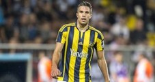 Robin van Persie, Balık Tutmaya Gittiği Fotoğrafı Paylaşınca Tepki Çekti