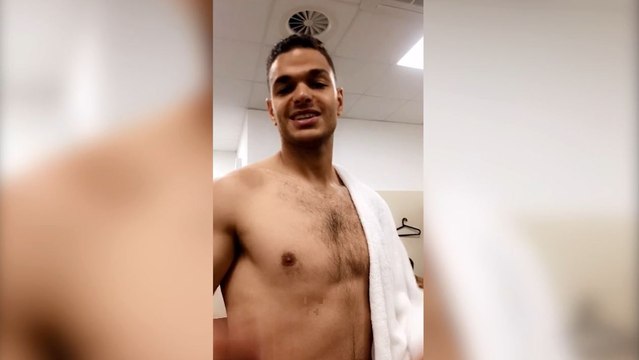 Dans les vestiaires du PSG avec Aurier et Ben Arfa