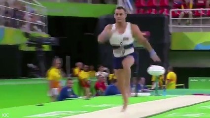 Η σοκαριστική στιγμή που ο Γάλλος αθλητής έσπασε το πόδι του!