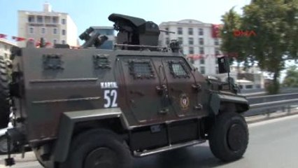 Yenikapı Metro İstasyonunda 15 Temmuz Şehitlerinin Fotoğrafları