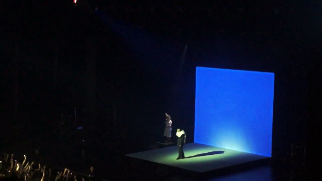 Sia - Breathe Me (Crocus City Hall. Moscow, 04 Aug 2016)