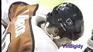 Lindros - Beukeboom 5/23/97 playoffs