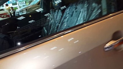 Toyota Camry 2.5 Q màu nâu đồng bản full - 0906.08.0068