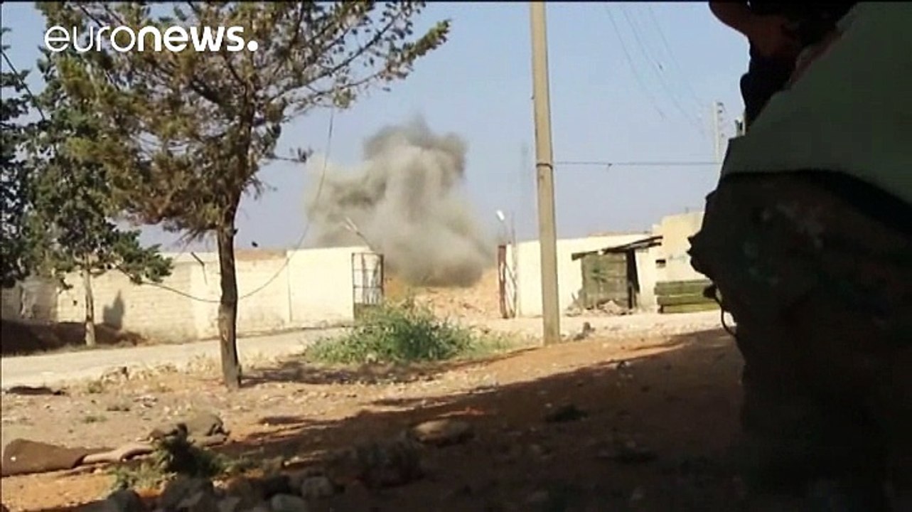 Syrien: Assad-Gegner verkünden Durchbruch in Aleppo - IS-Miliz aus Stadt Mendesch zurückgedrängt