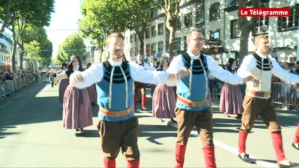 Festival Interceltique de Lorient. La grande parade (Le Télégramme)