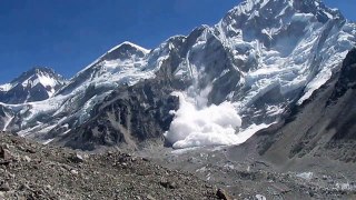 Avalanche near the Everest Base Camp